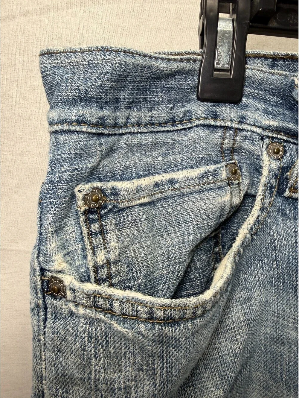 Levi's 514 Men's Blue Slim Straight Leg Jeans Size 36x30 Medium Wash Distressed